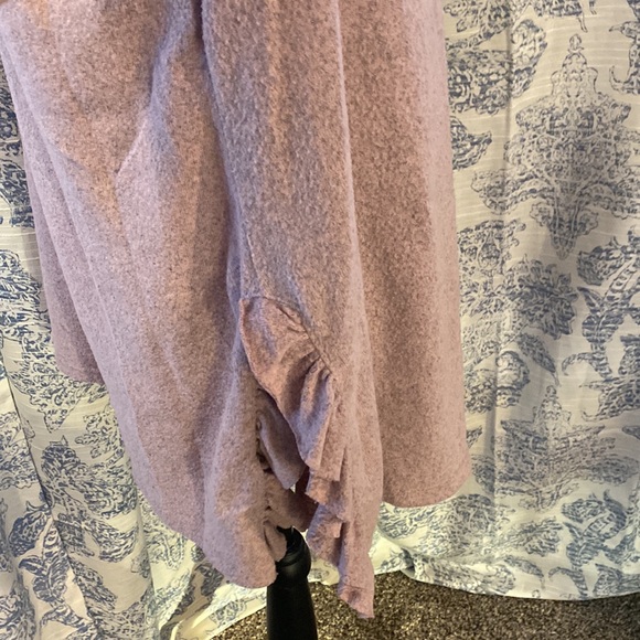 Terra and sky sweater - Picture 3 of 5